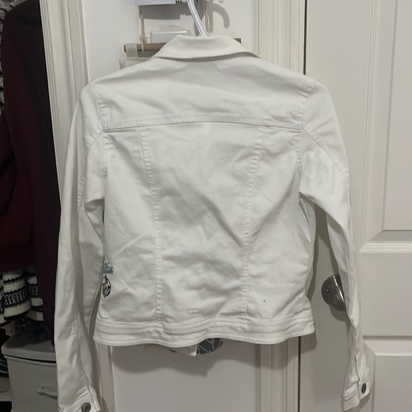 Brand New White Denim Jacket - Picture 3 of 3